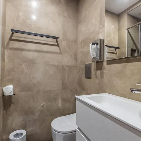 Apartment Lb Vacation I With Balcony - Center - Marche Forville - 5 Min Palais, Croisette & Plages